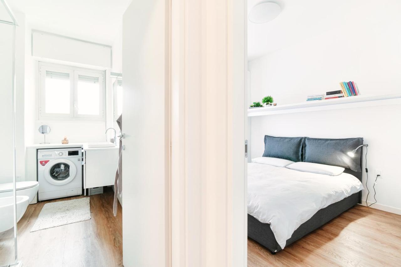 Апартаменты Joivy Superb Flat With Balcony Комо Экстерьер фото
